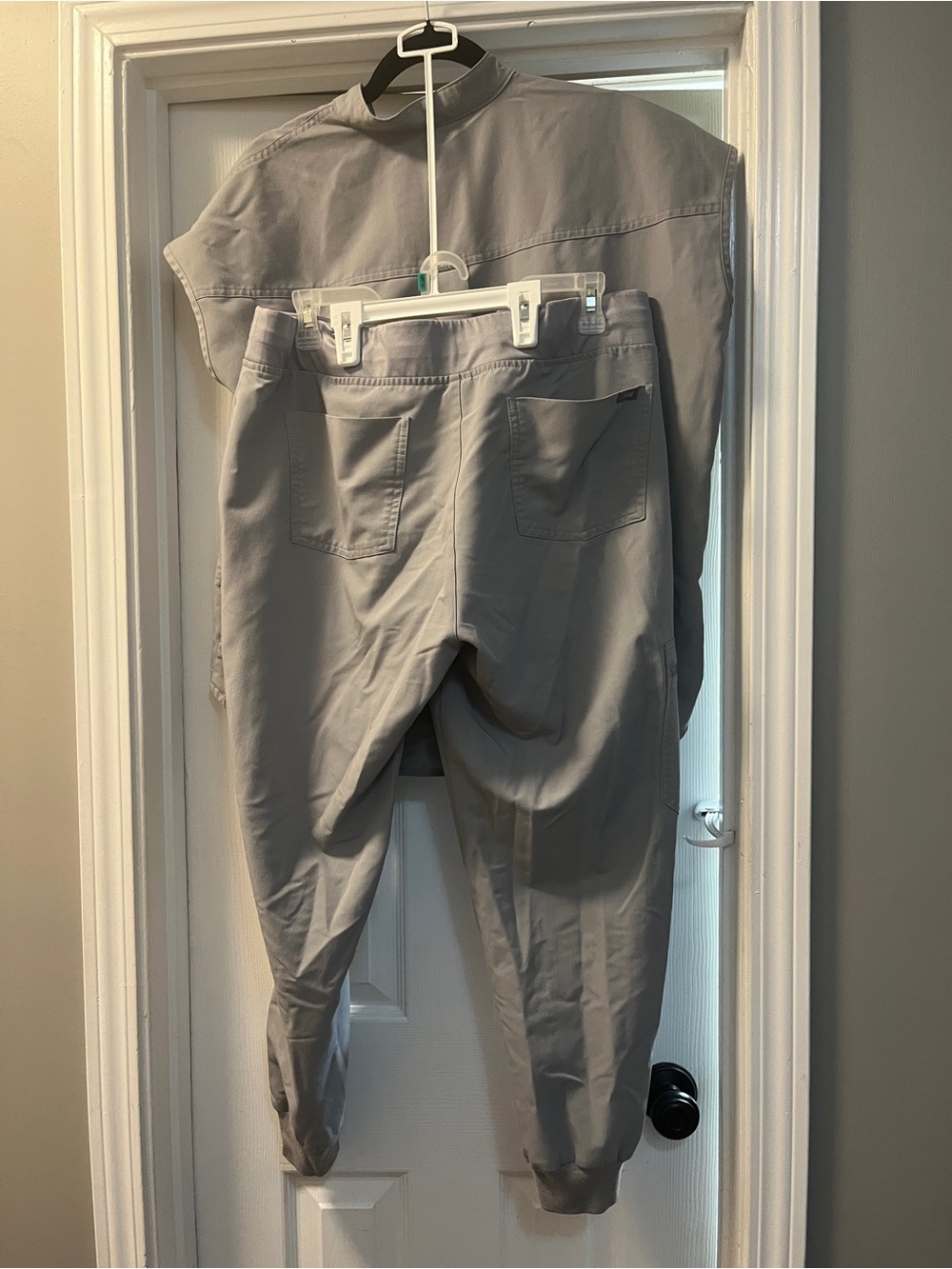 Figs Cement Two-Piece Rafala Top and Jogger Set - Picture 6 of 8
